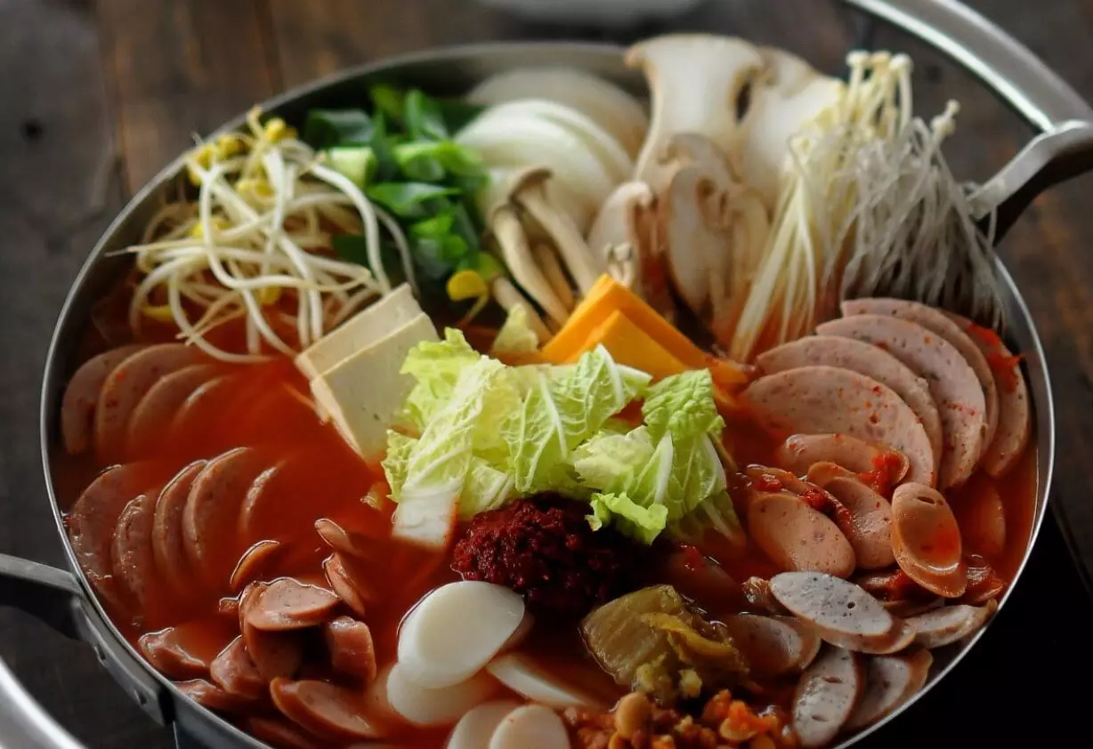 생방송-투데이-고수뎐-수제-부대-찌개-위치-정보