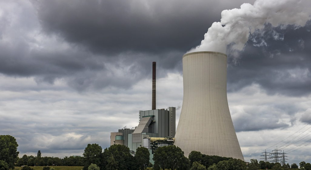 편리함 뒤에 감춰진 그림자 환경오염의 진실