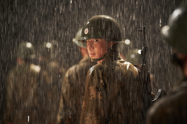 영화-탈주-주연-이제훈-스틸컷