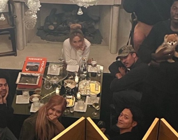 로제와-강동원-열애설추측-사진