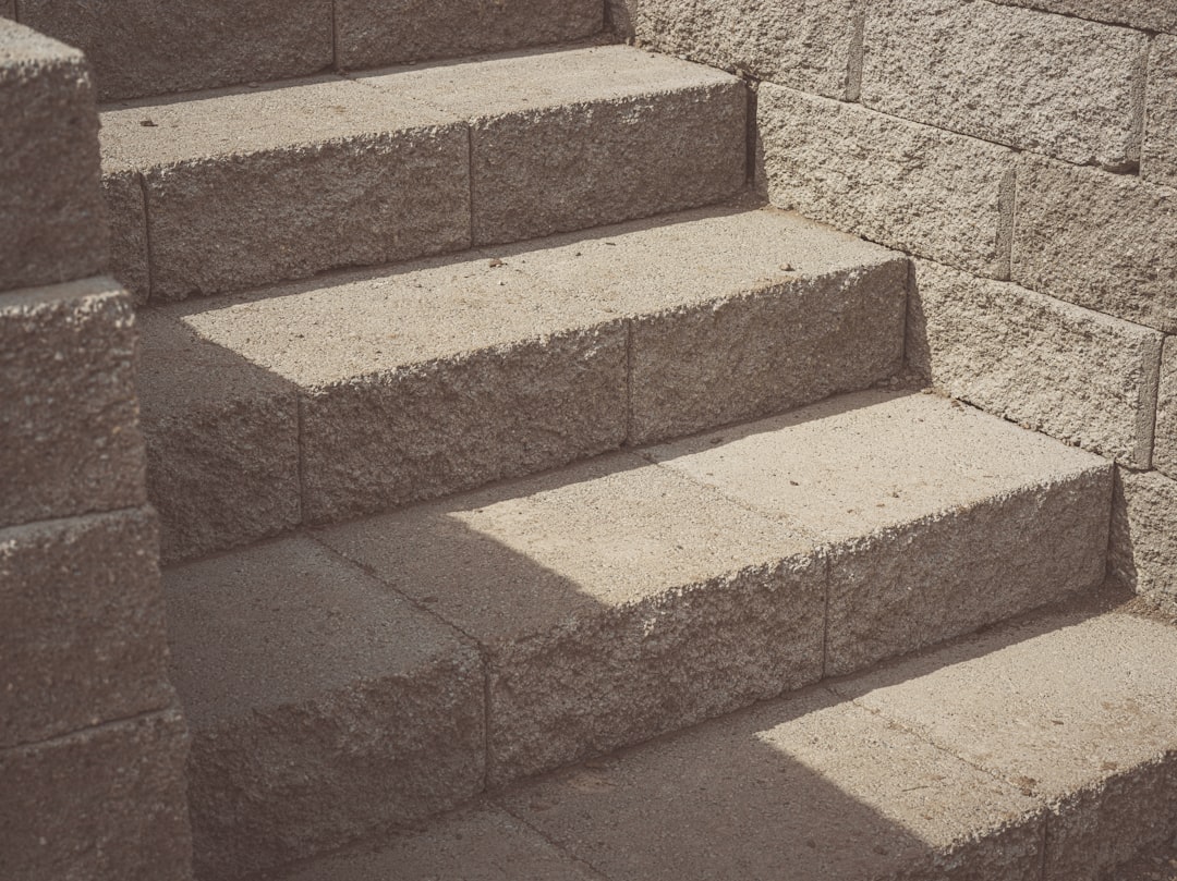 Stepping stone