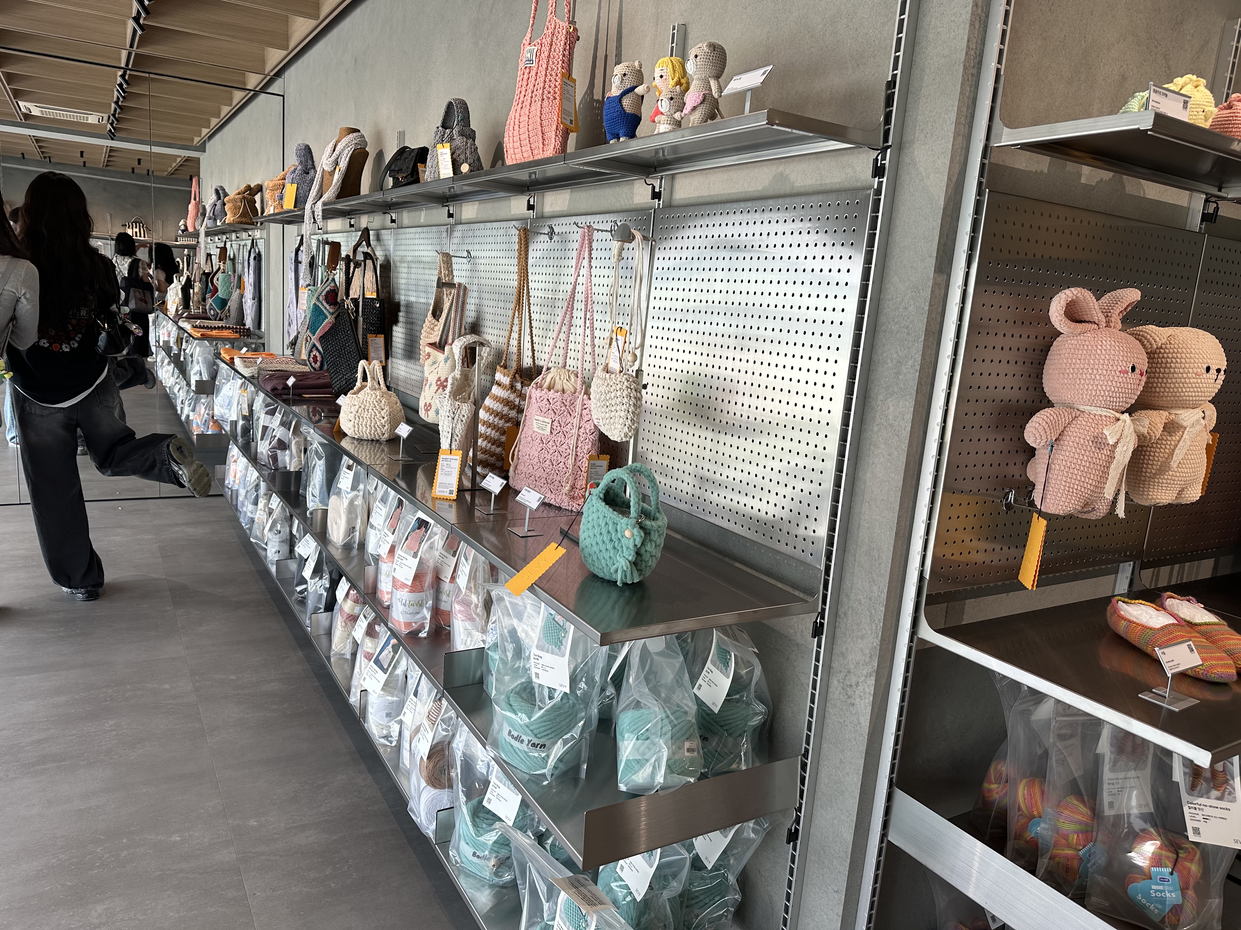 쎄비하우스 3층 스토어 모습