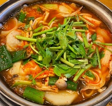 버섯매운칼국수