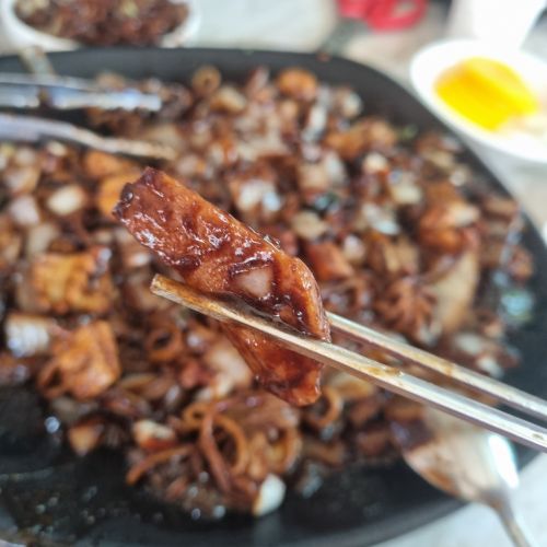 홍경관-해물쟁반짜장-재료2