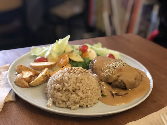 망원동 비건식당 '어라운드 그린'