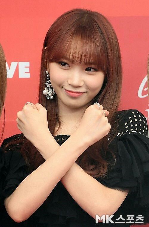 김채원 사진 모음 김채원 사진 모음