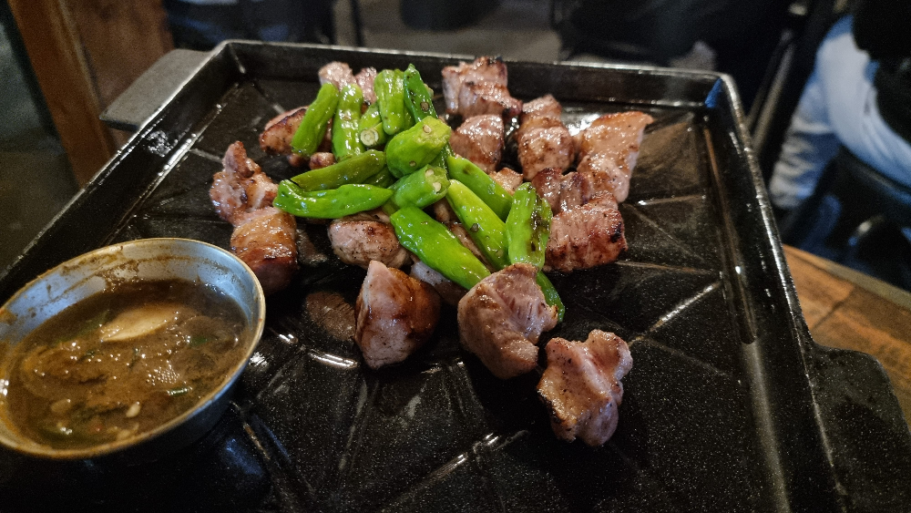 제천여행 강호돈 식당 근고기