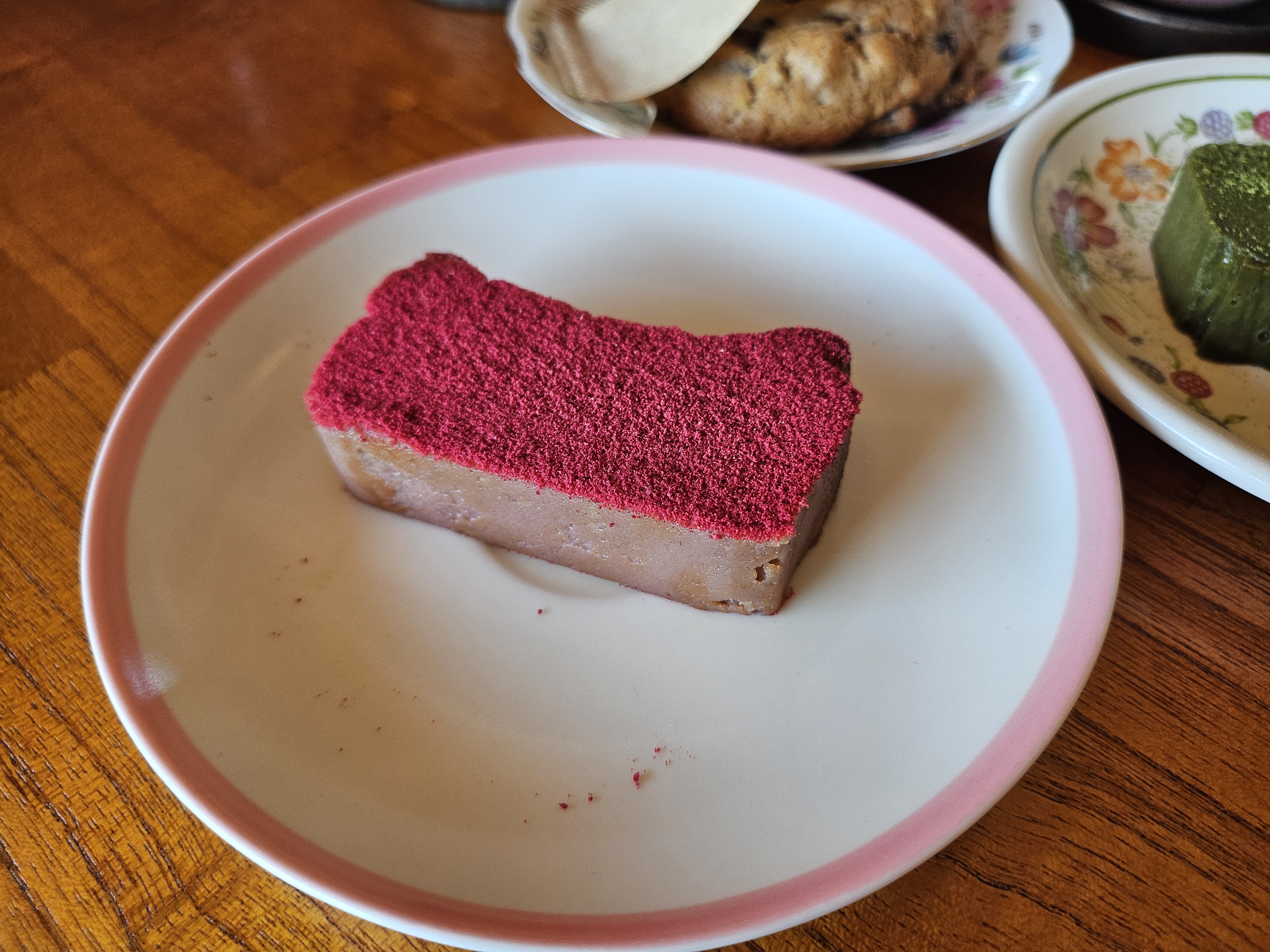 고토커피바_라즈베리테린느