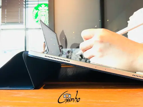 아이패드프로12.9케이스 거치대