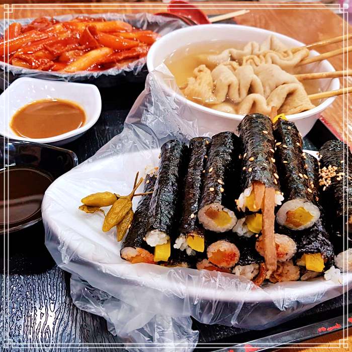 토밥 좋아, 토요일은 밥이 좋아 속초, 중앙시장 명태회 품은 꼬마김밥, 청어알 꼬마 김밥, 로제 떡볶이 맛집