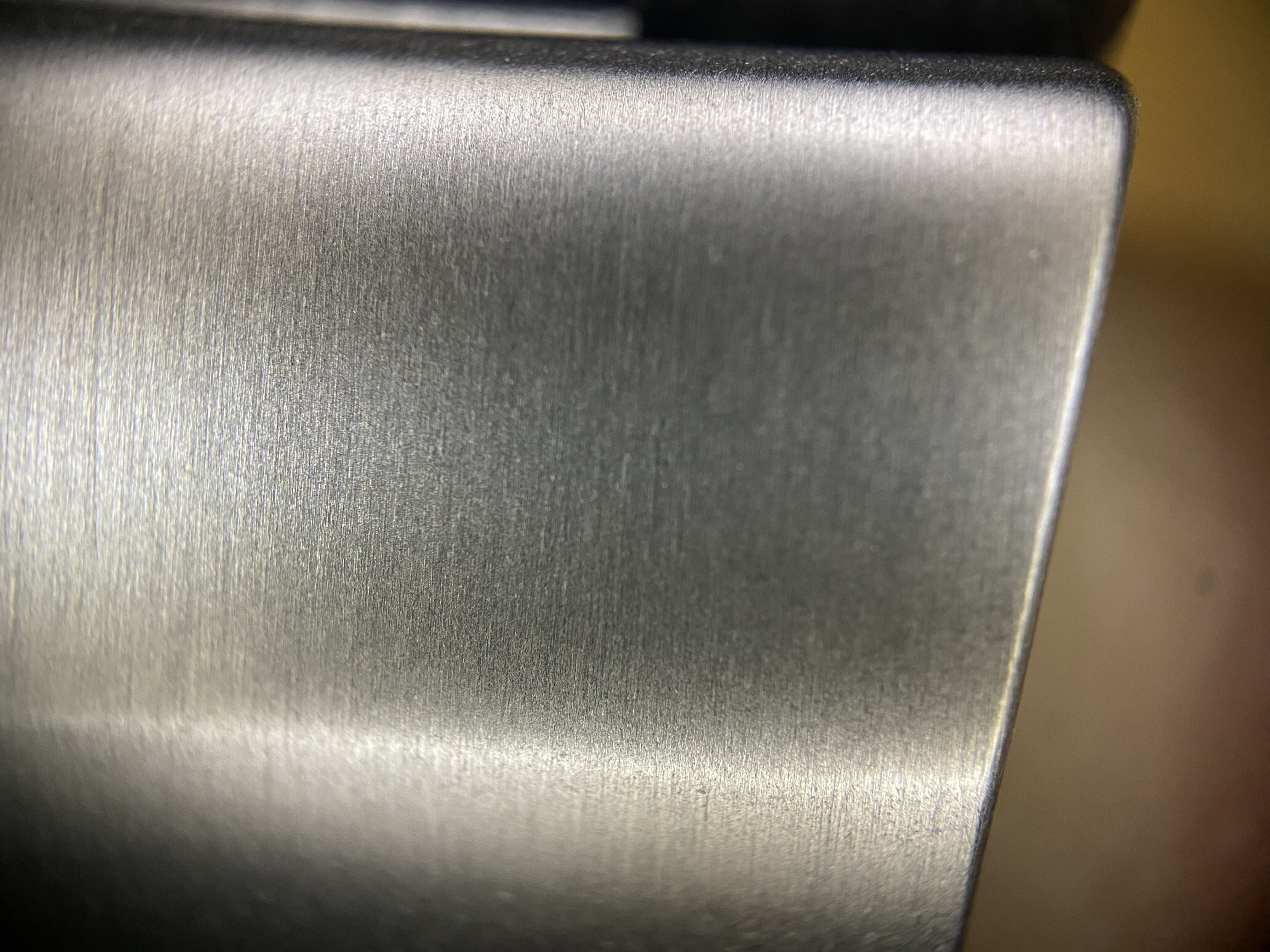 노마드 티타늄 밴드 v2 표면 마감