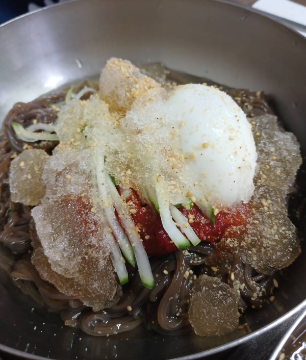 사철냉면 비냉