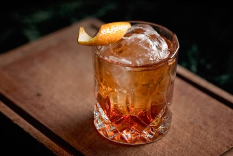 다른사람이권하는술마시는꿈