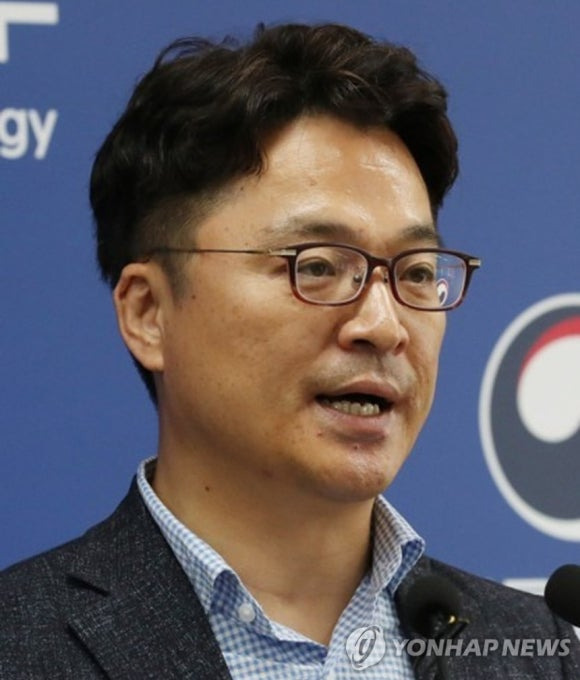 문신학 산자부1차관 프로필