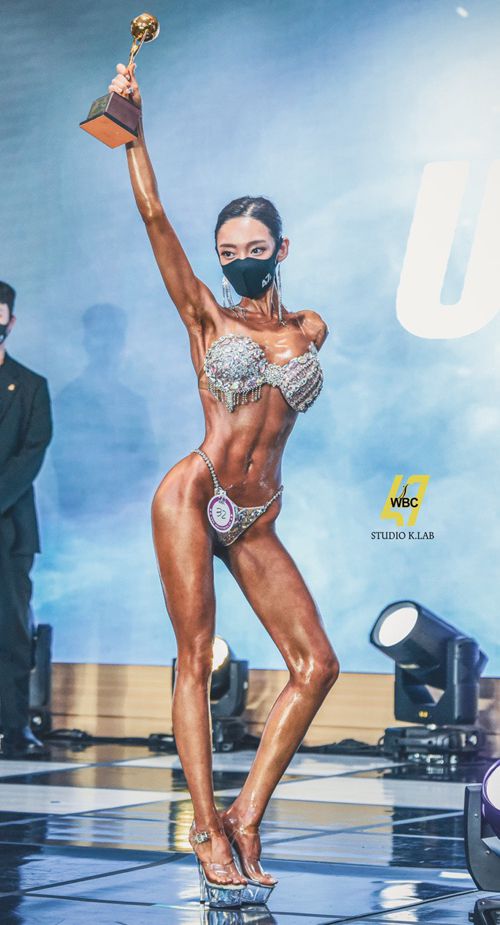 김나윤 보디빌더