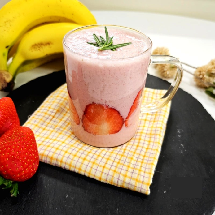 딸기 바나나 주스 레시피 만들기: 쉽고 빠르고 맛있어요