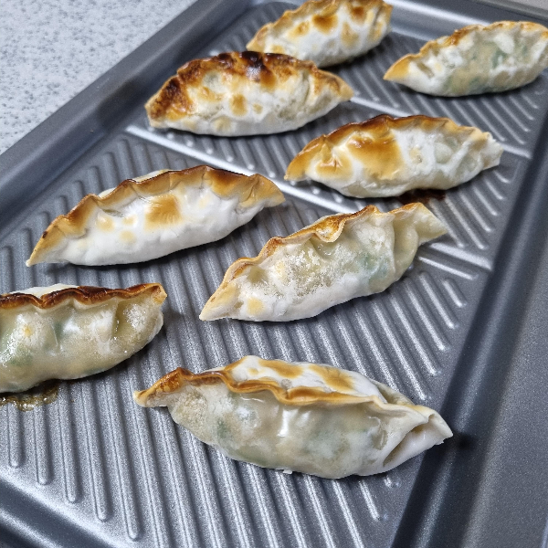 큐커-군만두-완성