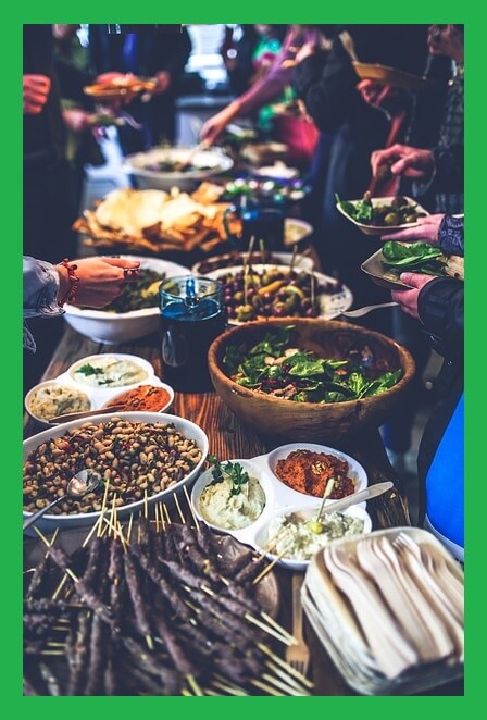 회식-식탁-위-음식