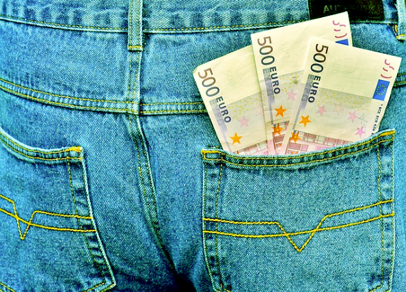 화제작 2억돌파