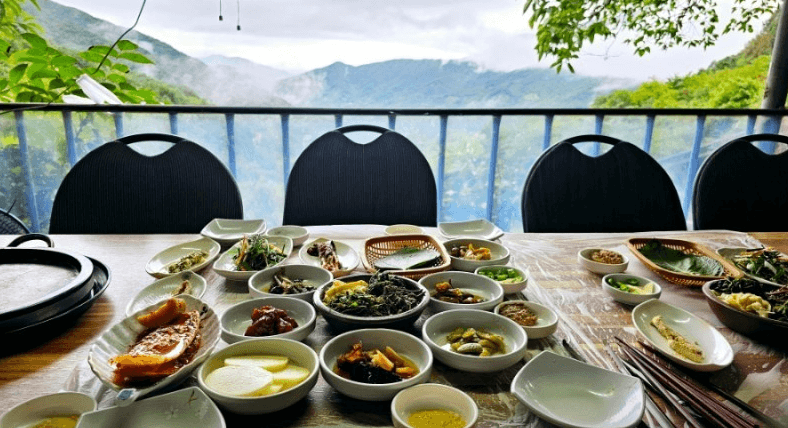 [6시 내고향] 구례 민박산장 펜션 예약 지리산 피아골 구례 닭구이 맛집 당치민박산장