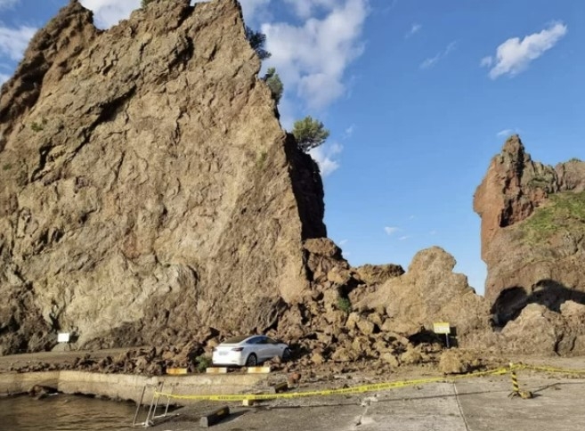 울릉도 거북바위 붕괴