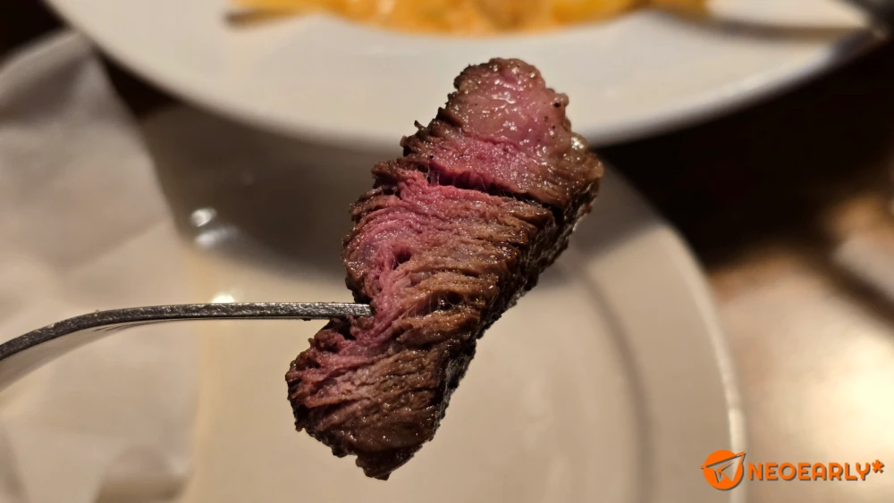 립아이 스테이크도 맛있었어요.