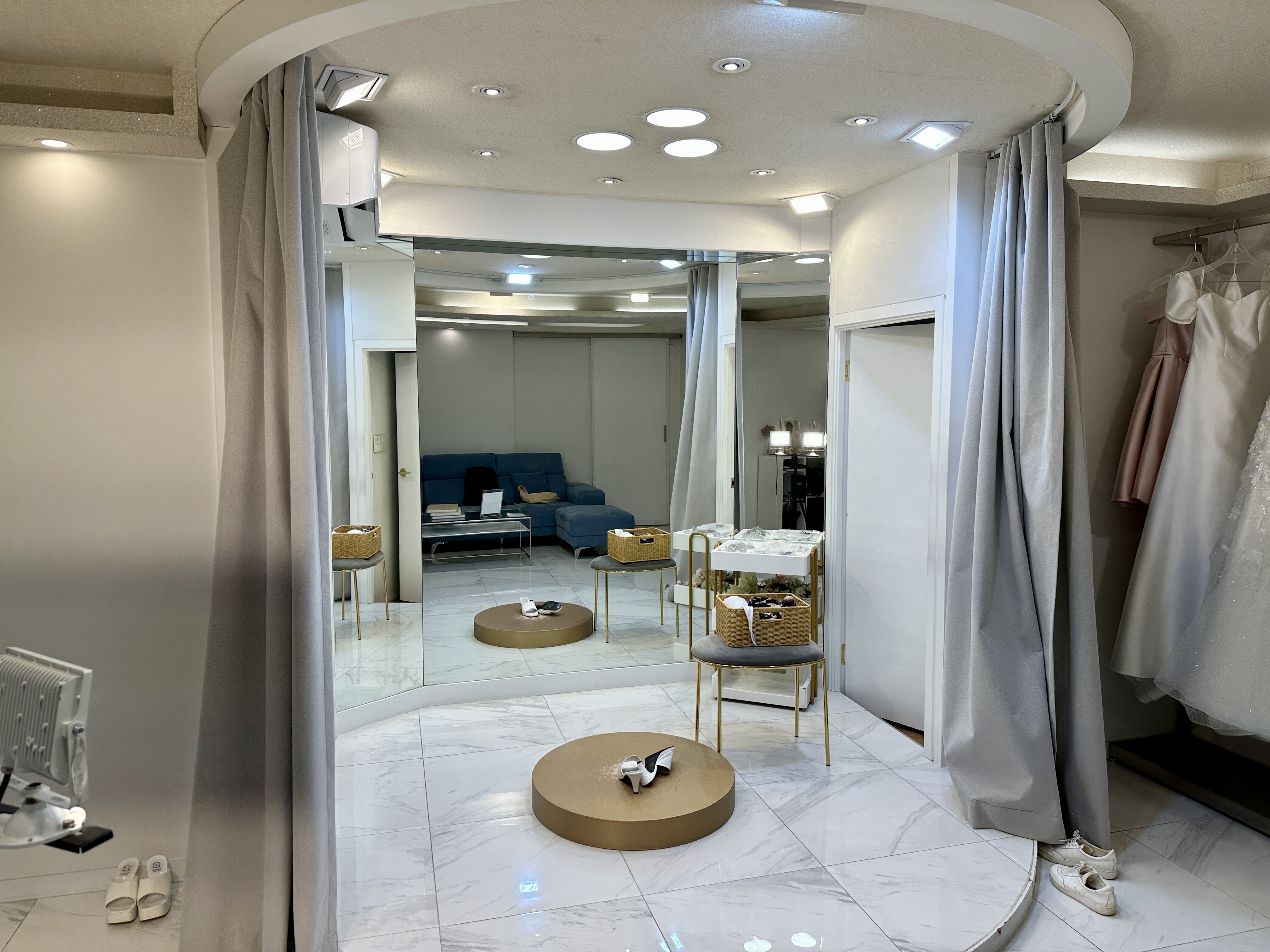 브라이드 벨라 드레스 피팅룸