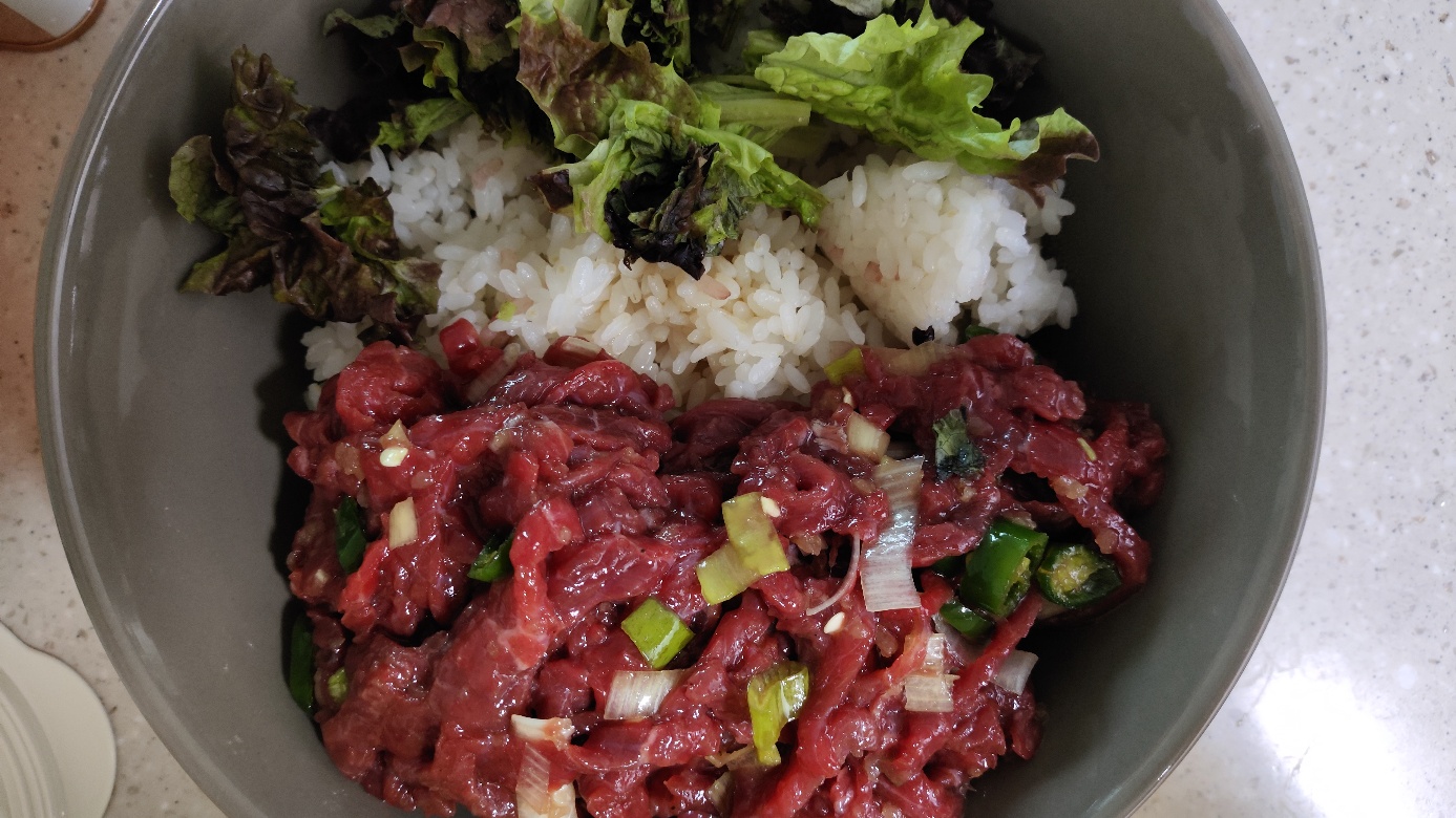 육회비빔밥