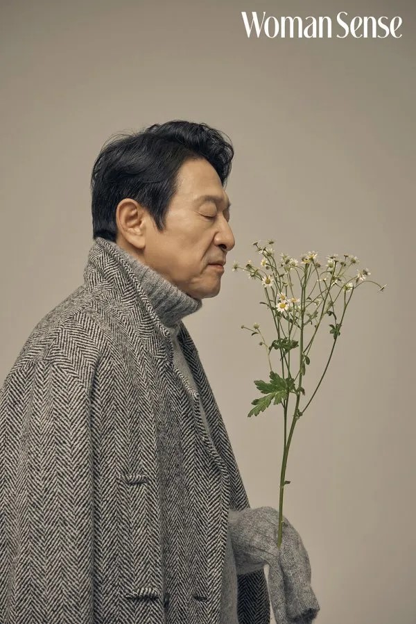 김응수