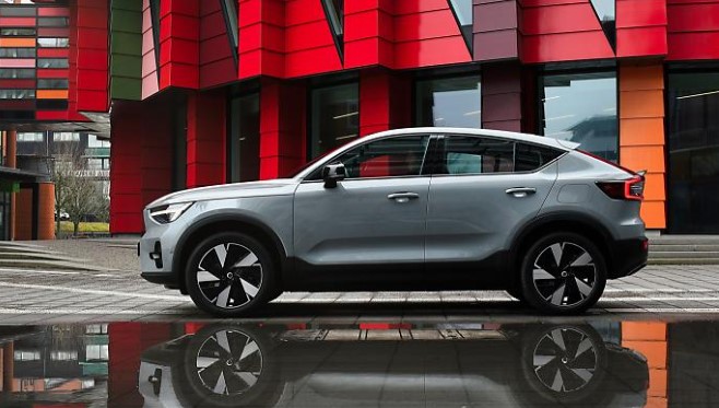 2024-볼보-volvo-xc40-하이브리드-제원-가격-성능-옵션