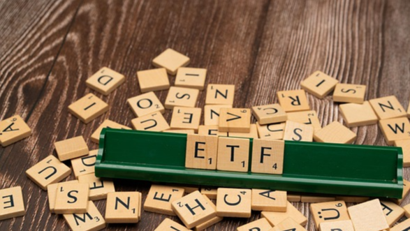 금융 ETF는 개별 종목에 악재가 터져도 급락 위험이 상대적으로 낮다.