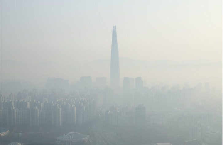 미세먼지로 뒤덮인 서울(출처 : 서울뉴스)