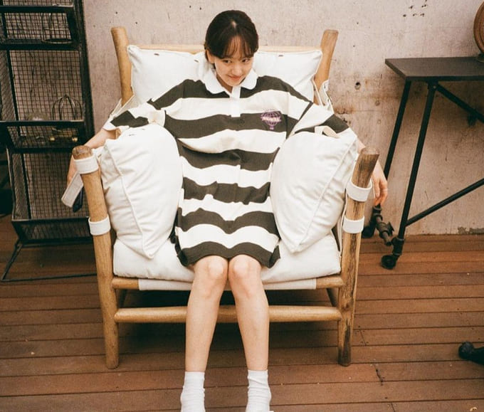 원진아 사복