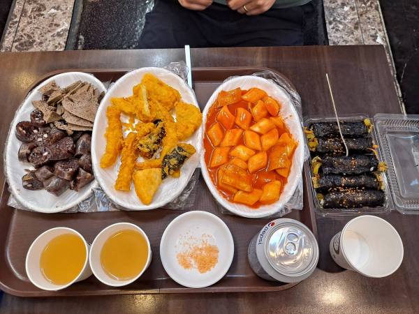 마약떡볶이 한상차림