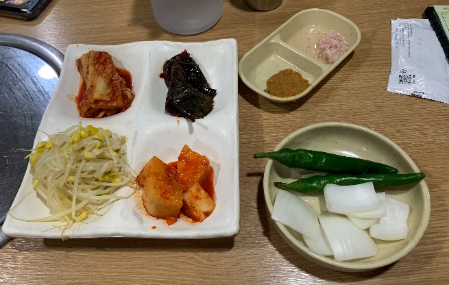 창평국밥 기본반찬