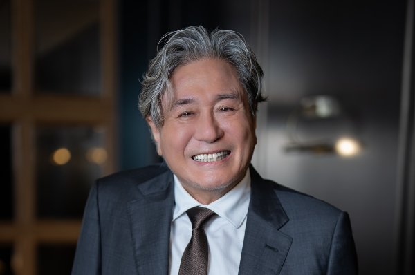 영화 인턴 최민식 나이