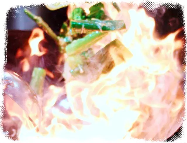 줄서는식당 중식당 차우미엔 몽골리안 비프 방방면 압구정 도산공원 맛집