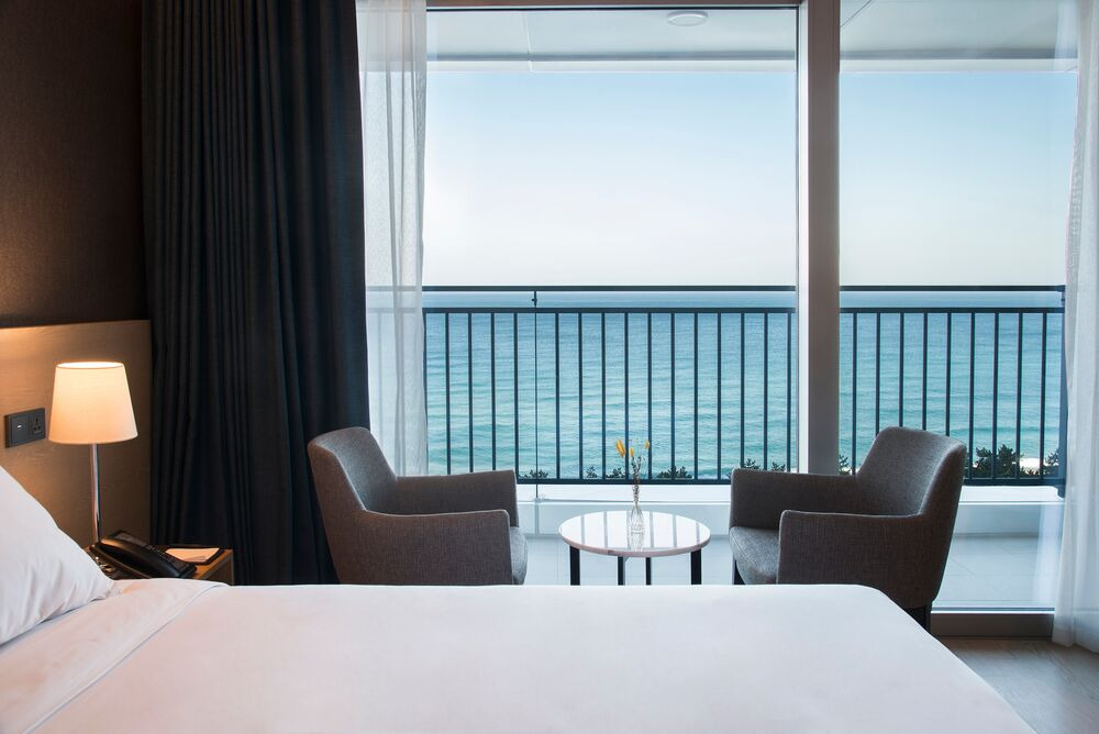 강릉 세인트존스호텔│오션뷰&middot;수영장&middot;무료 취소 팁까지