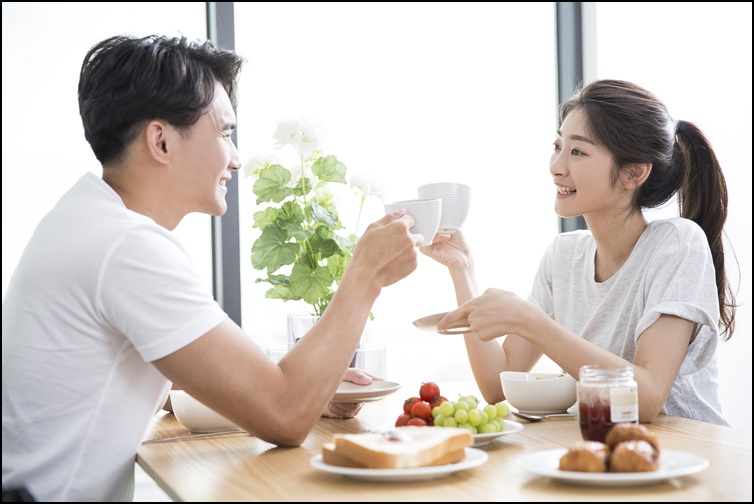 식사 천천히 하면 살빠진다? 얼마나 천천히 해야하는데?