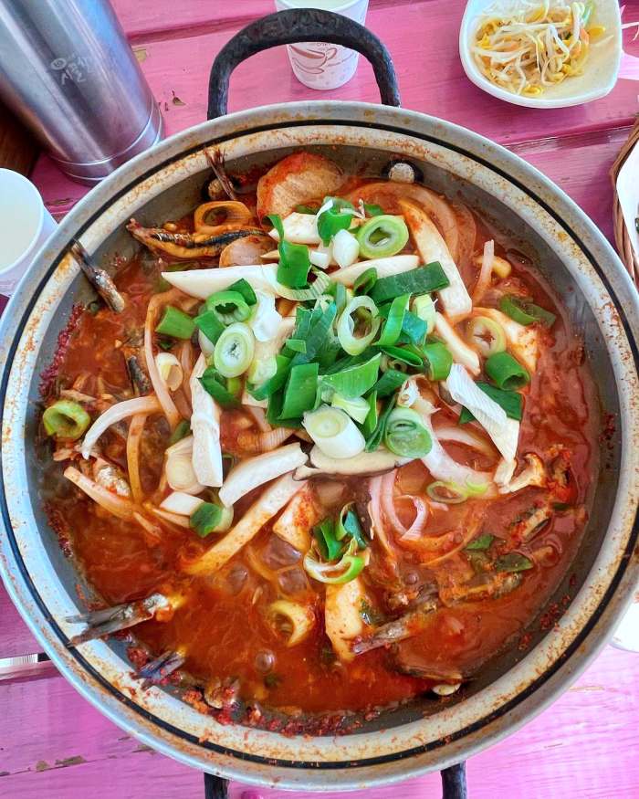 생방송 오늘저녁 남해 다랭이 마을 멸치쌈밥정식 멸치회무침 맛집