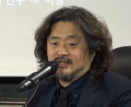 김어준 국회 과방위 증언 논란 | 김어준 프로필 나이 고향 가족 아내 학력 뉴스공장