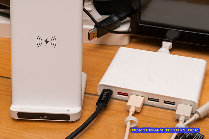 15와트 무선충전기용 고속 충전기