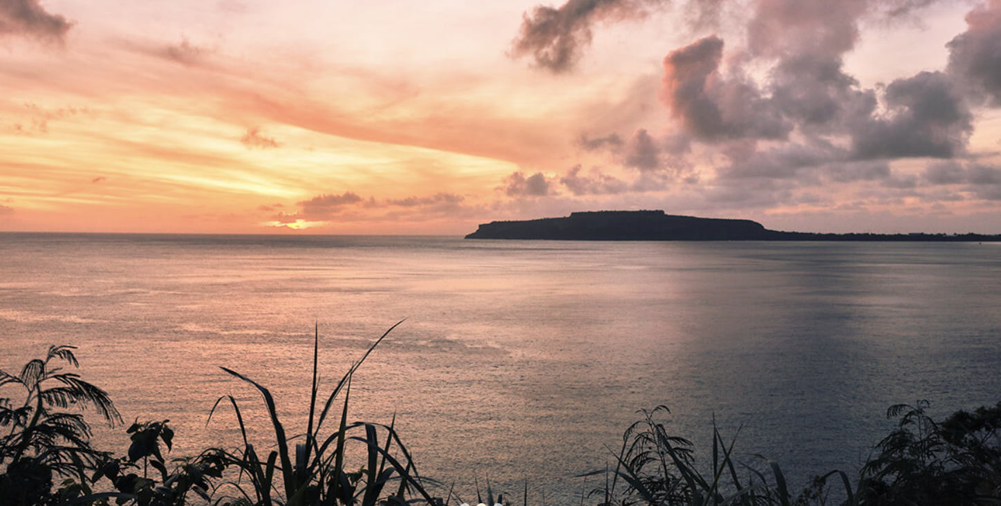 로타섬의 웨딩케이크 산
