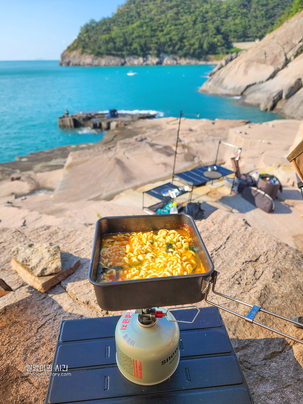 #26-2 여수 개도 백패킹_여기 온돌 돌침대 있어요 (노지 캠핑) - undefined - 바닷바람 맞으며 먹는 회는 말해뭐해 #26-2 여수 개도 백패킹_여기 온돌 돌침대 있어요 (노지 캠핑) - undefined - 바닷바람 맞으며 먹는 회는 말해뭐해