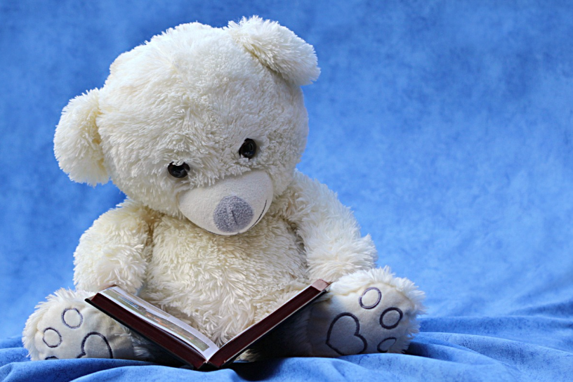 책 읽는 사람과 안 읽는 사람 관련 사진