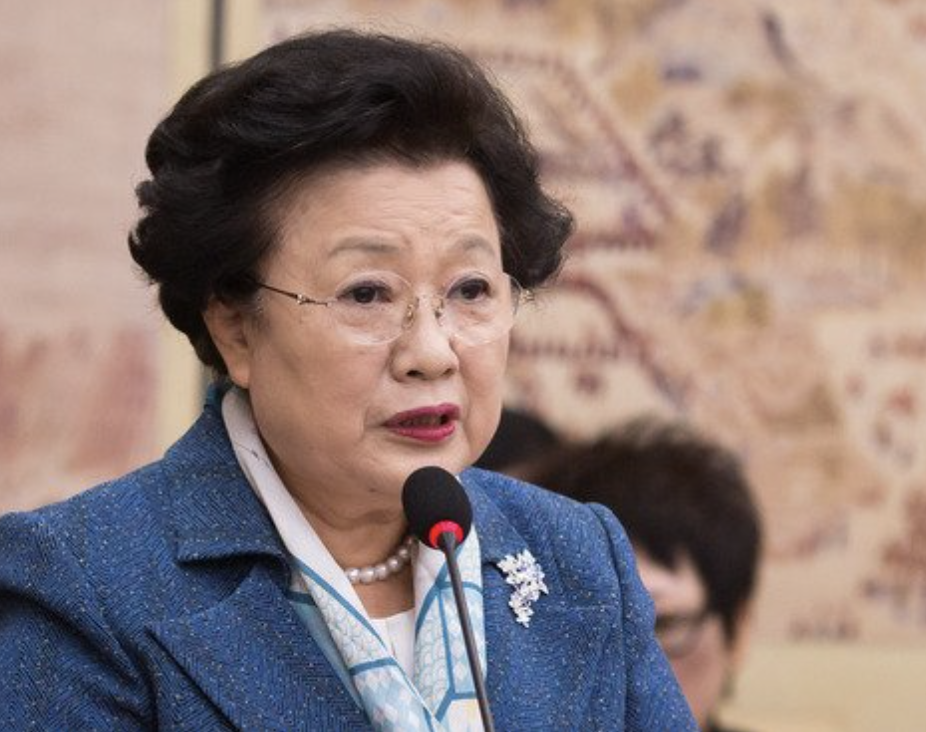 이배용 교육위원장