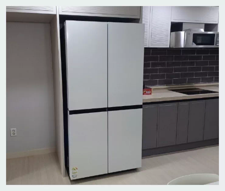 삼성 김치냉장고 스탠드형 비스포크 4도어 모델 RQ49C90X24W