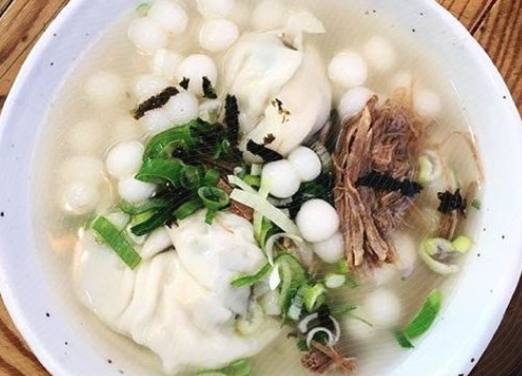 한국의 떡 종류 떡만둣국