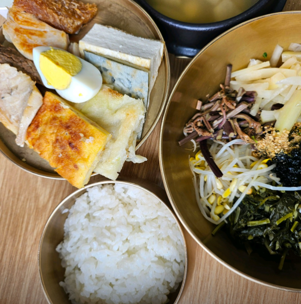 헛제사밥까치구멍집 대표 메뉴