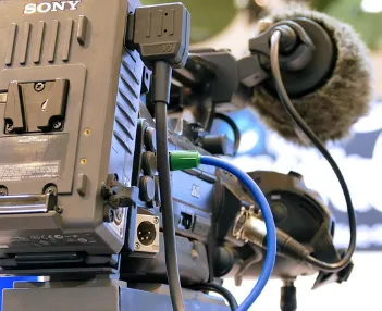 SBS 안드로이드 애플 앱 설치 무료보기